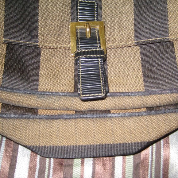 ❤️Authentic FENDI Pequin Flap Canvas Leather Shoulder CrossBody Bag Purse - Picture 12 of 14